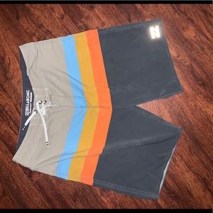 Men’s Billabong board shorts. Size 32